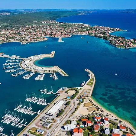 Apartment By The Sea Sukosan, Zadar - 13825